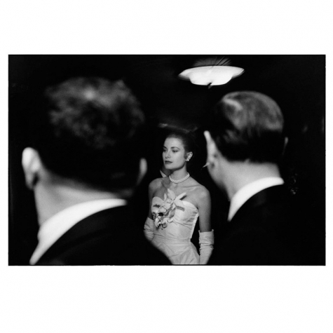 GRACE-KELLY-NEW-YORK-CITY-1956-1-C30299