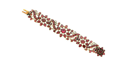Garnet-and-diamond Queen Anne bracelet, 1740