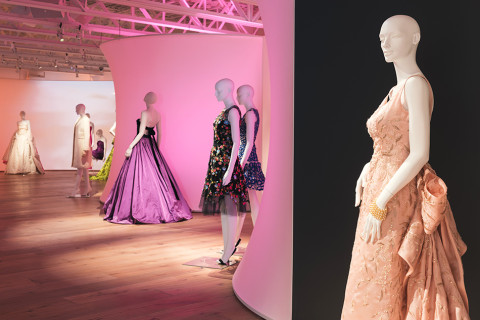 Oscar de la Renta's Gowns Launch a New Fashion Museum in Atlanta ...