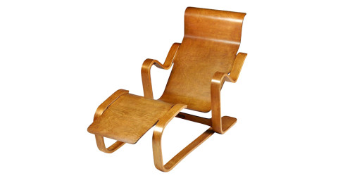 Long chair for Isokon, 1936, offered by Modernity
