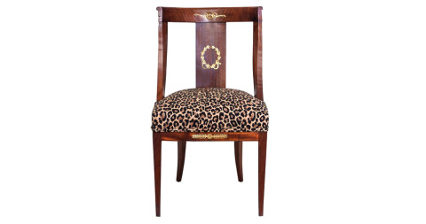 Second Empire walnut chair, 1850s, offered by Karina Gentinetta