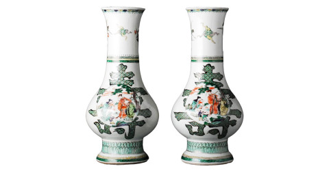 Pair of Chinese vases, early 17th century
