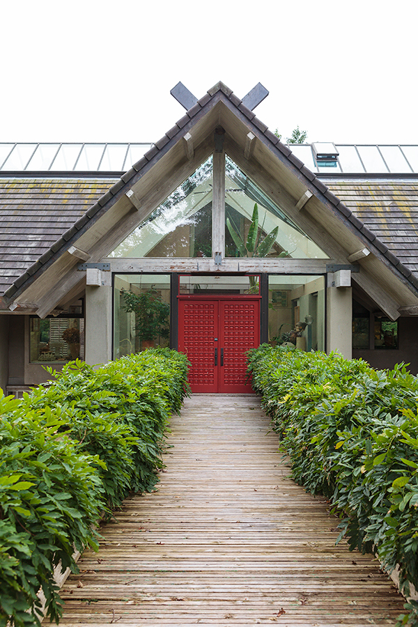 Wander through a World-Famous Hamptons Garden with Jack Lenor Larsen