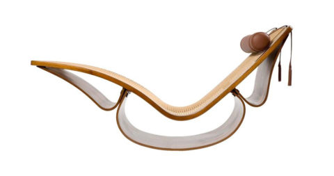 Oscar Niemeyer Rio chaise longue, designed in 1978, produced in 2001, offered by R & Company