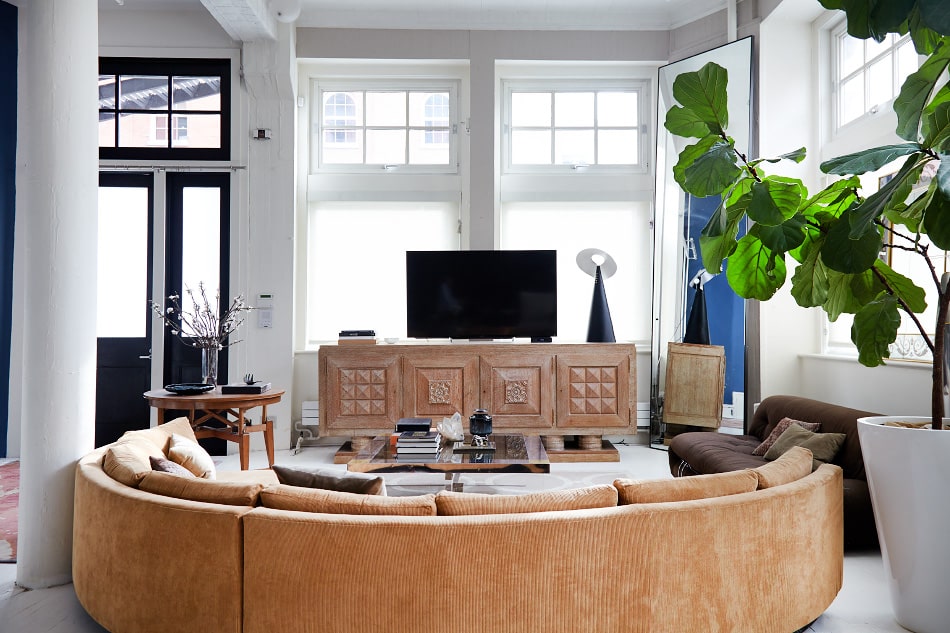 Welcome to Alana Varel’s Marvelous Manhattan Loft