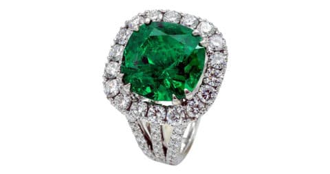 Gübelin-certified 9.37-carat Colombian emerald and diamond ring, 2016, offered by Clarisa Fine Jewelry