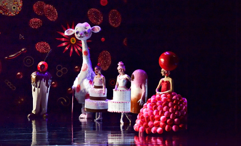 Mark Ryden Created a Sugar-Coated Set for a Major Ballet