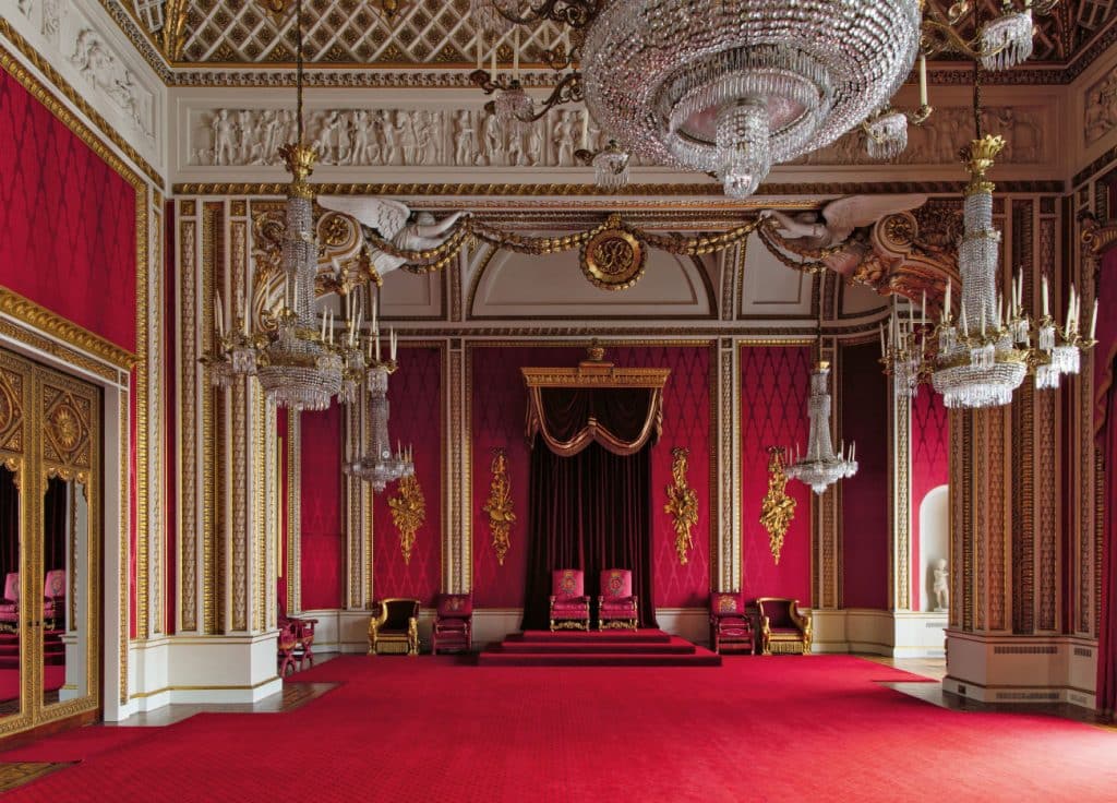 Peek Inside Buckingham Palace S Private And Unseen Rooms