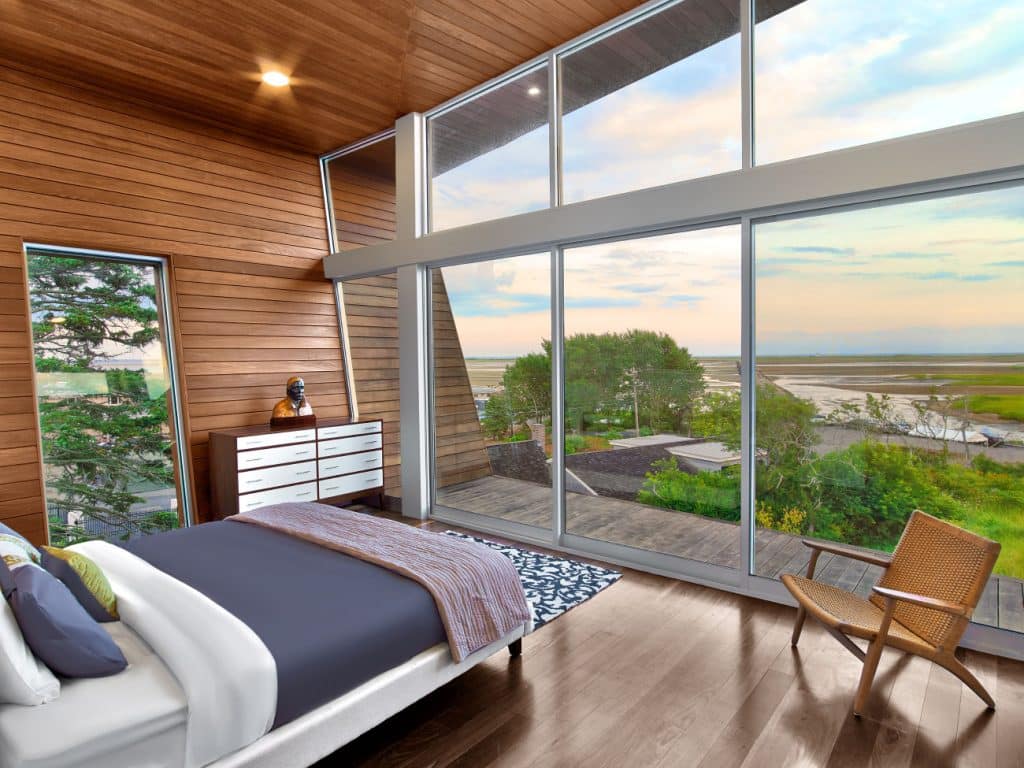 Hariri & Hariri Architecture Cape Cod beach house master bedroom