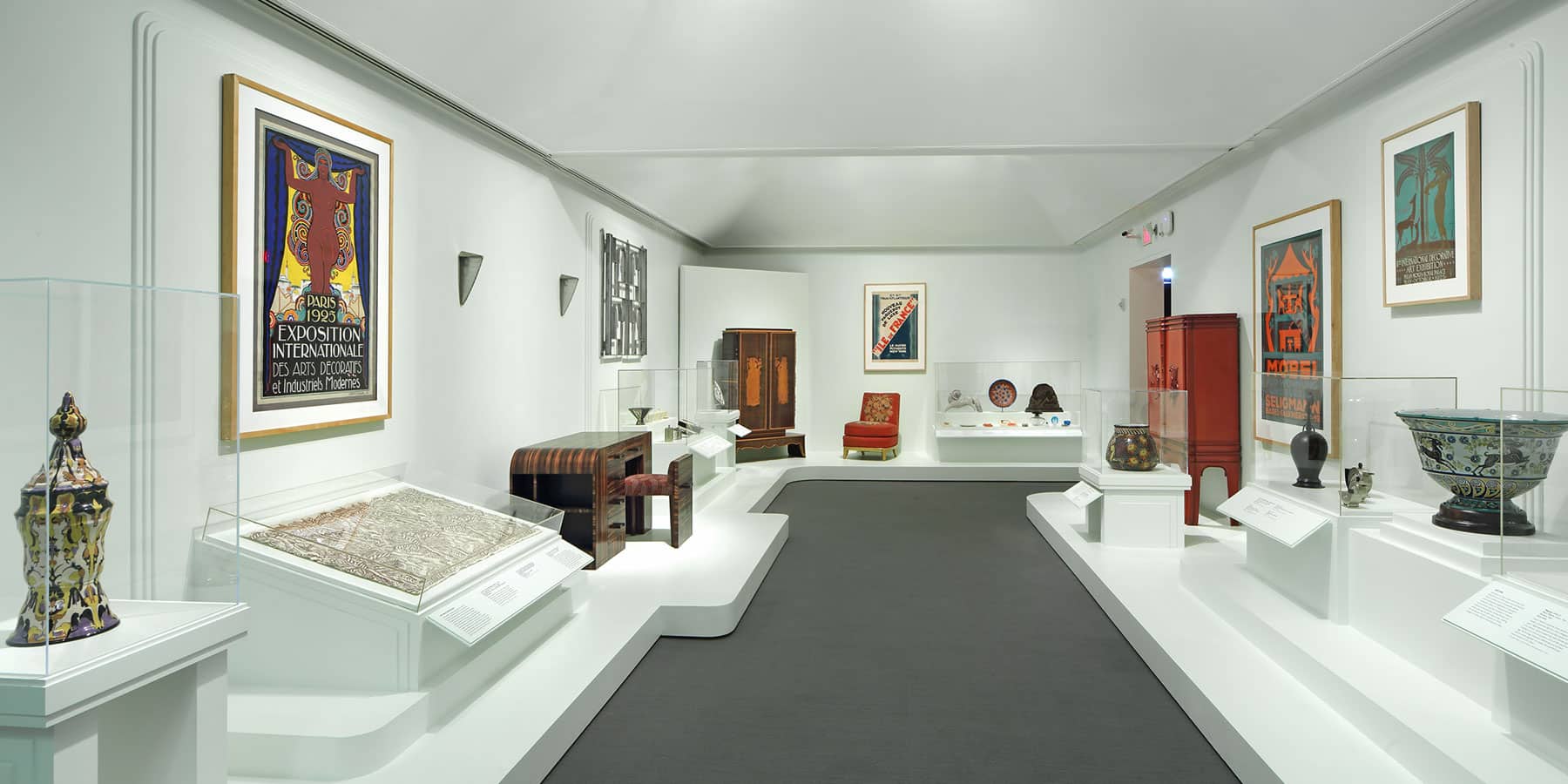 An Incomparable Trove of Art Deco Treasures Is on View in Miami Beach -  1stDibs Introspective