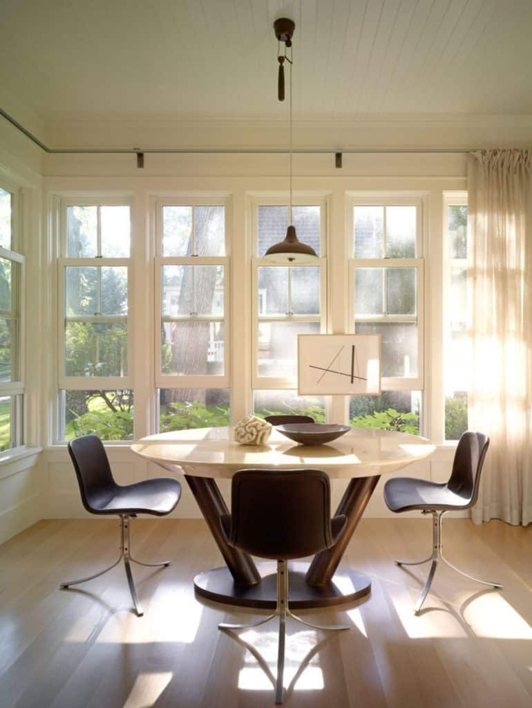 FormArch New York architecture and design firm Sag Harbor House Long Island Hamptons dining nook table