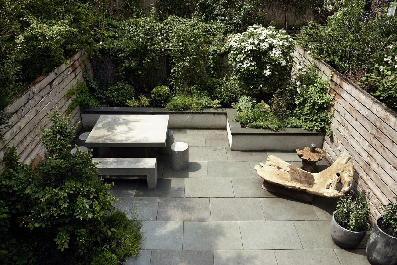 Designers of the Best Contemporary Outdoor Furniture Think Outside the ...