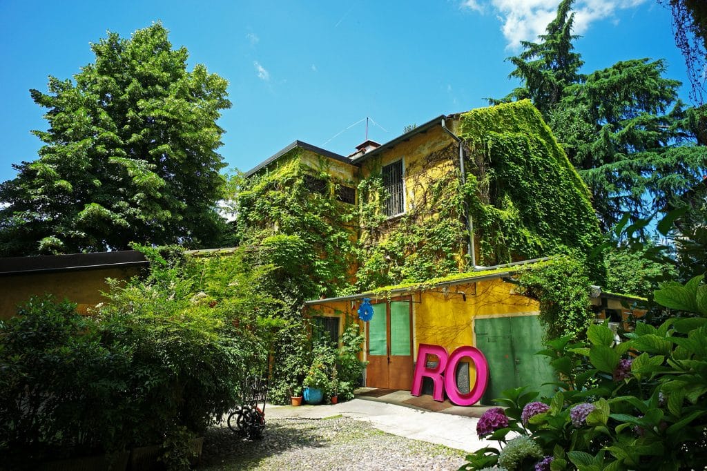 The exterior of Galleria Rossana Orlandi