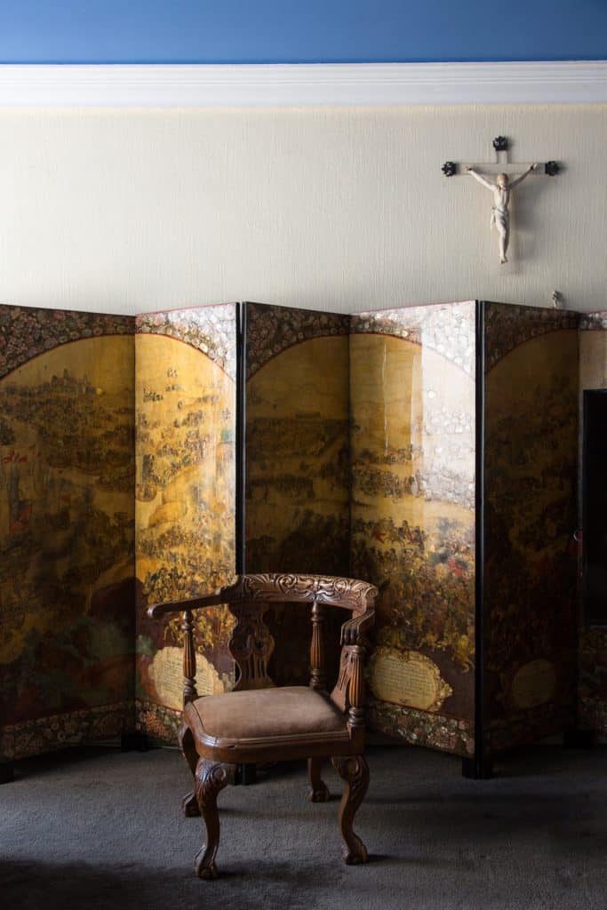 A ca. 1690 Mexican screen embellished with gold and mother-of-pearl inlay at Rodrigo Rivero Lake's apartment and showroom