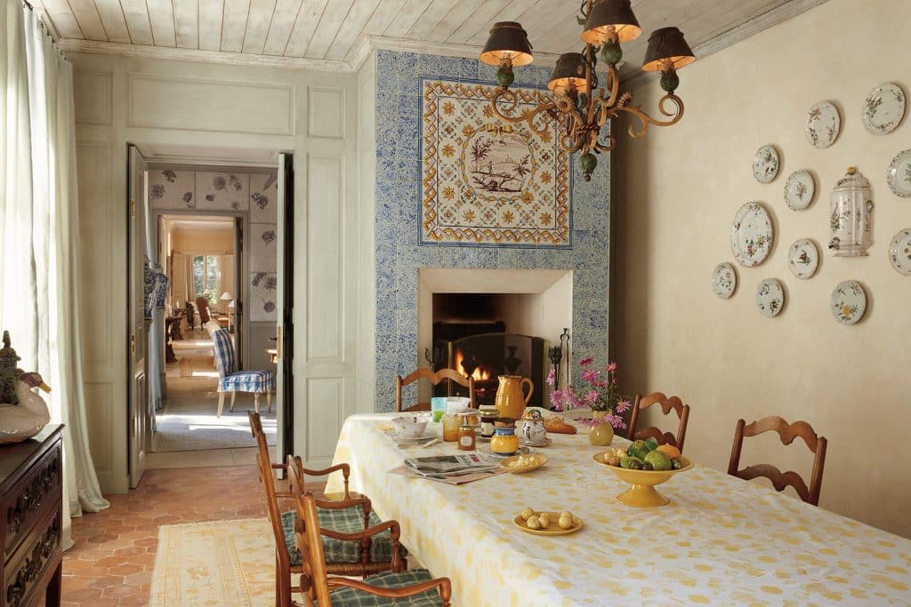 Bunny Williams Love Affairs with Houses Abrams Provence France farmhouse breakfast room