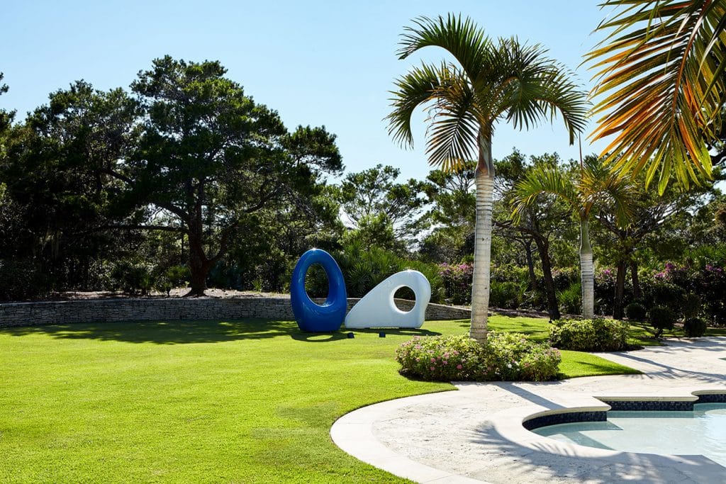 Mia Fonssagrives-Solow sculptures on the lawn of a Jupiter, Florida, estate designed by Frampton Co.