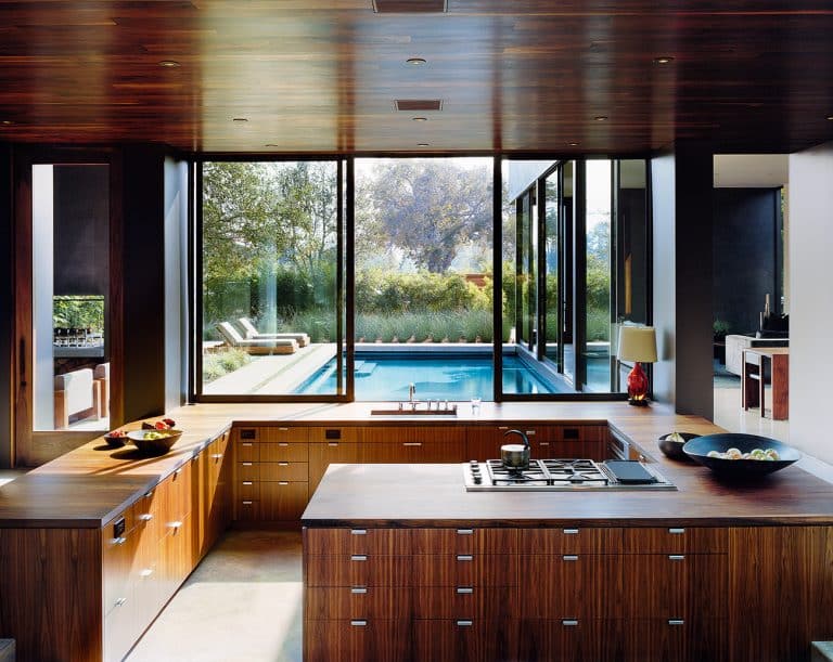 These California Homes Are Beautiful Glass Containers Immersed in