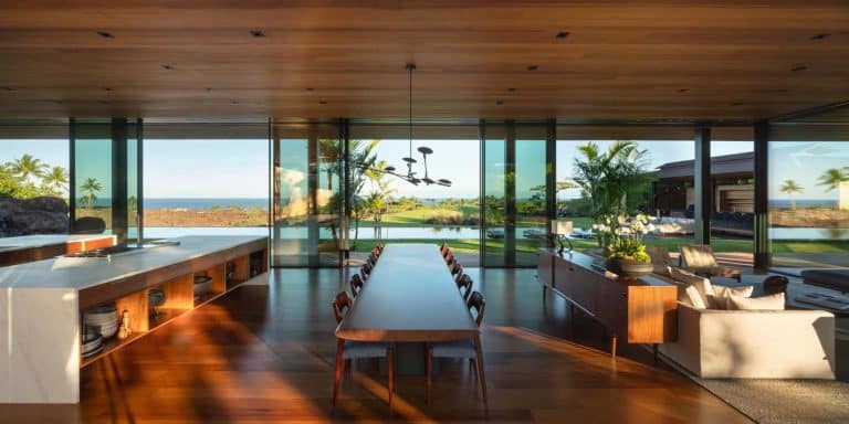 Architect Tom Kundig Olson Kundig Hawaii house Hale Lana living dining area