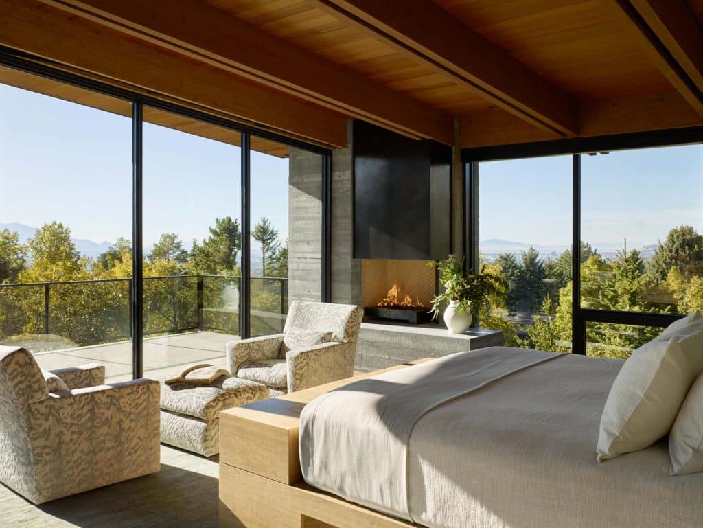 Architect Tom Kundig Olson Kundig Salt Lake City Wasatch House master bedroom