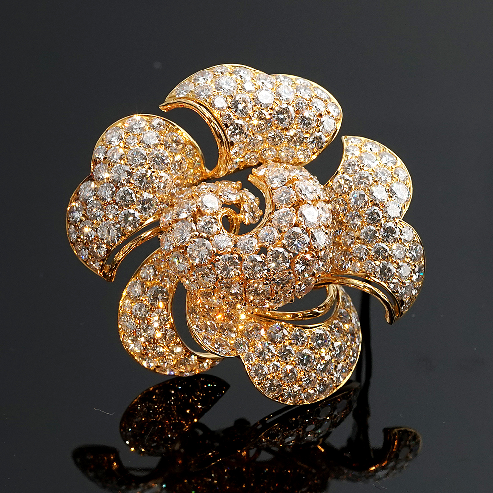 Bulgari Gold and Diamond Brooch