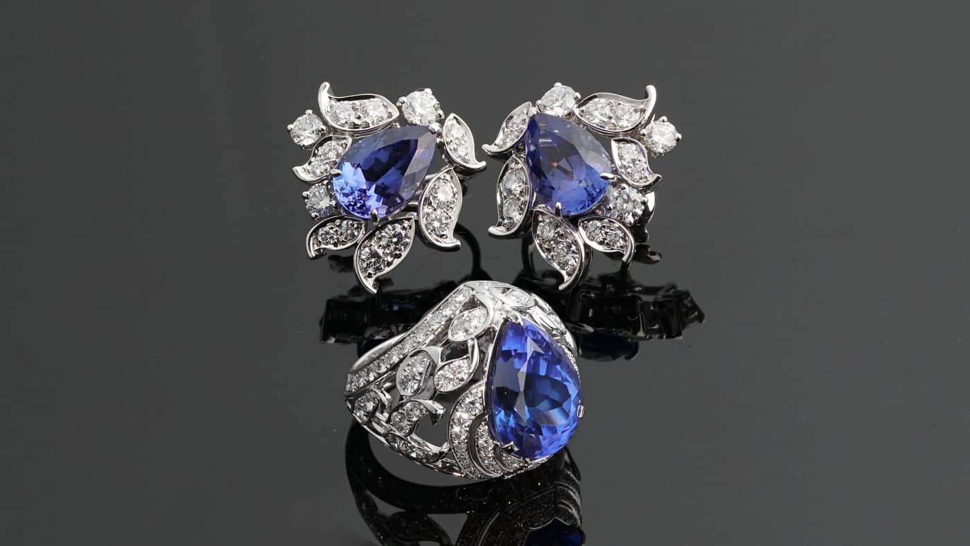 Suite of Van Cleef and Arpels tanzanite jewels, offered by Opulent Jewelers