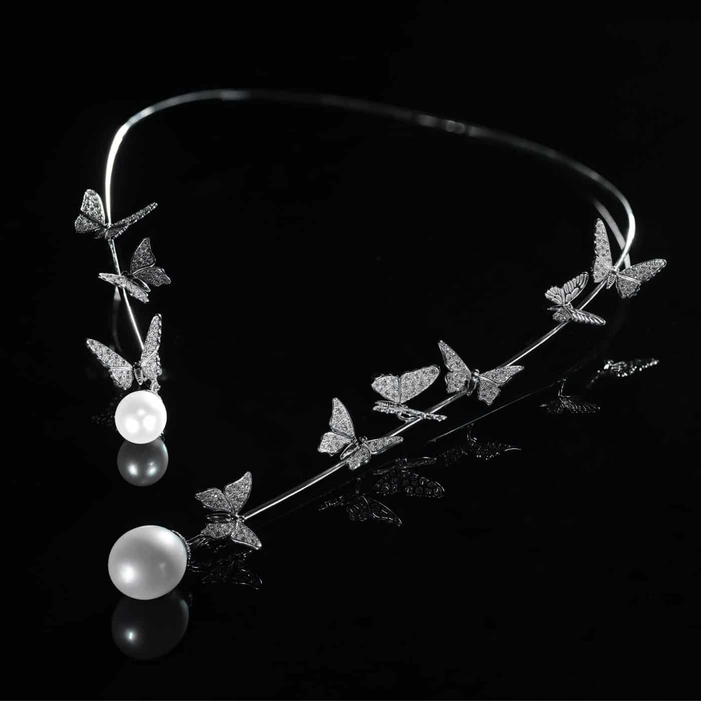 Butterfly 18K White Gold Open Necklace with Diamonds and Akoya Pearls by Édéenne