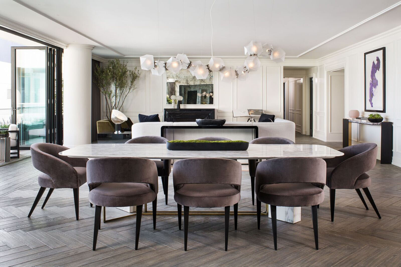 Los Angeles penthouse featuring a Gabriel Scott Welles chandelier and Meridiani dining table