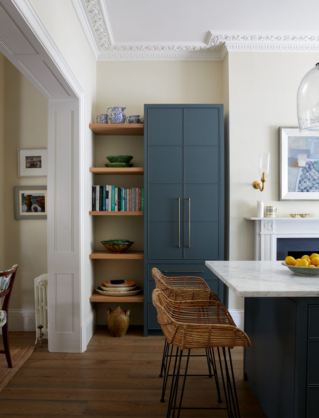 Notting Hill kitchen designed by Todhunter Earle