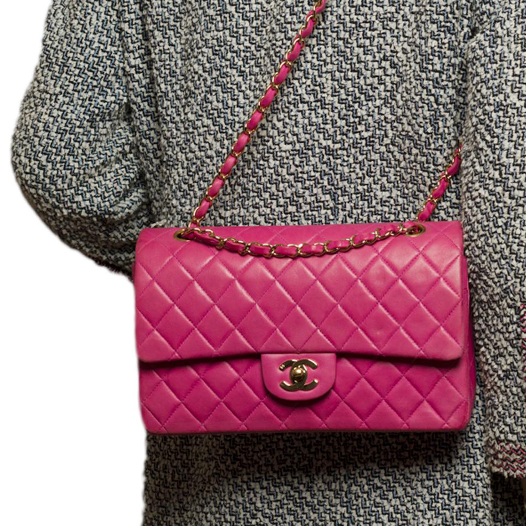 chanel pink pouch
