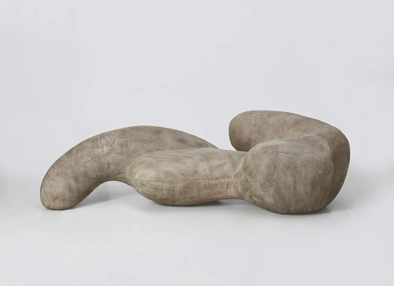 Rich Mnisi Nwa-Mulamula’s Chaise, 2019