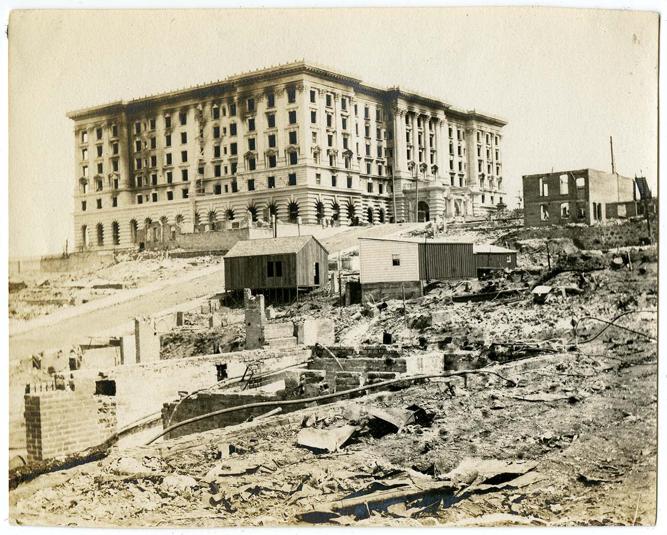 San Francisco's Fairmont Hotel after the 1906 earthquake