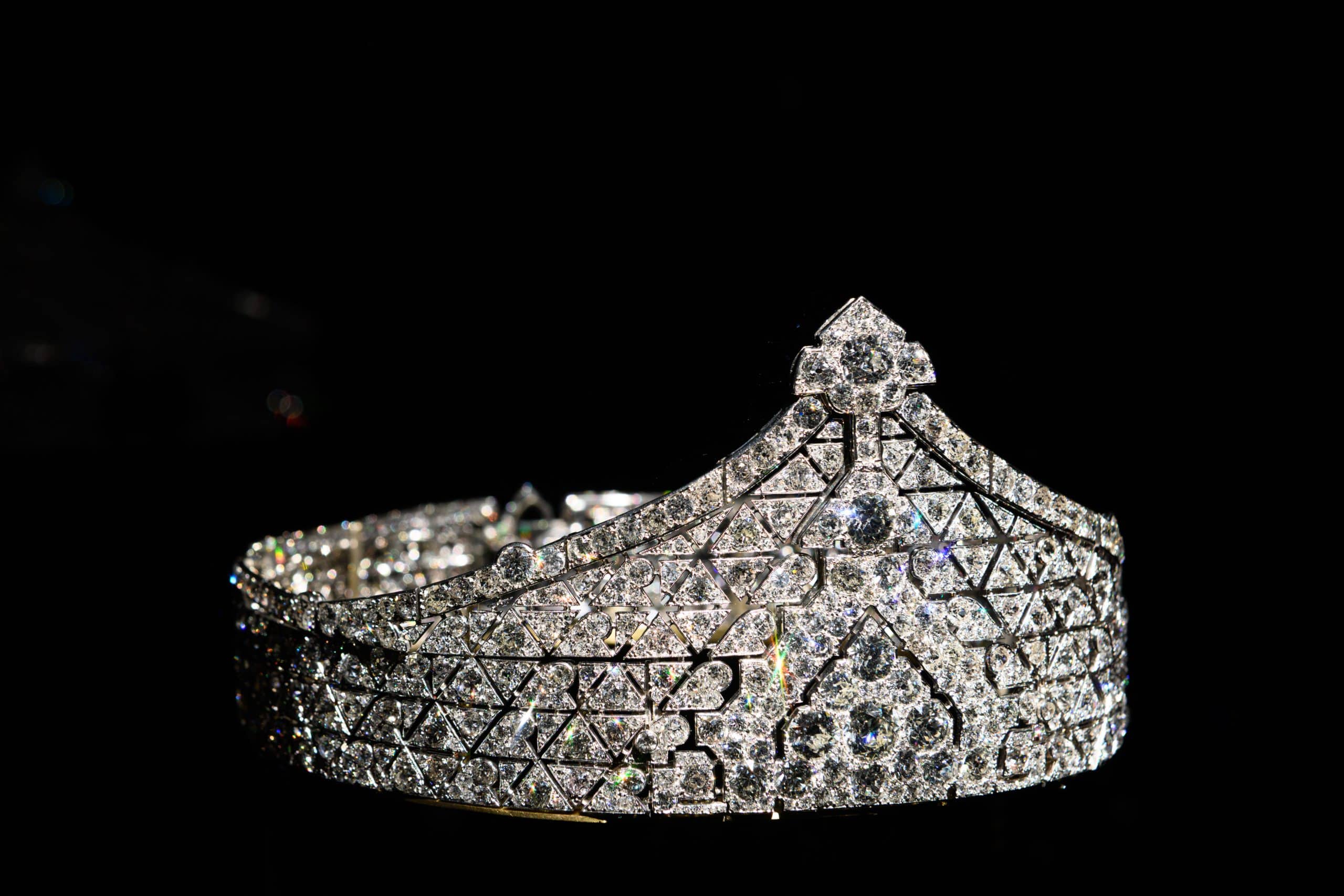 diamond and platinum bandeau tiara by Cartier Paris