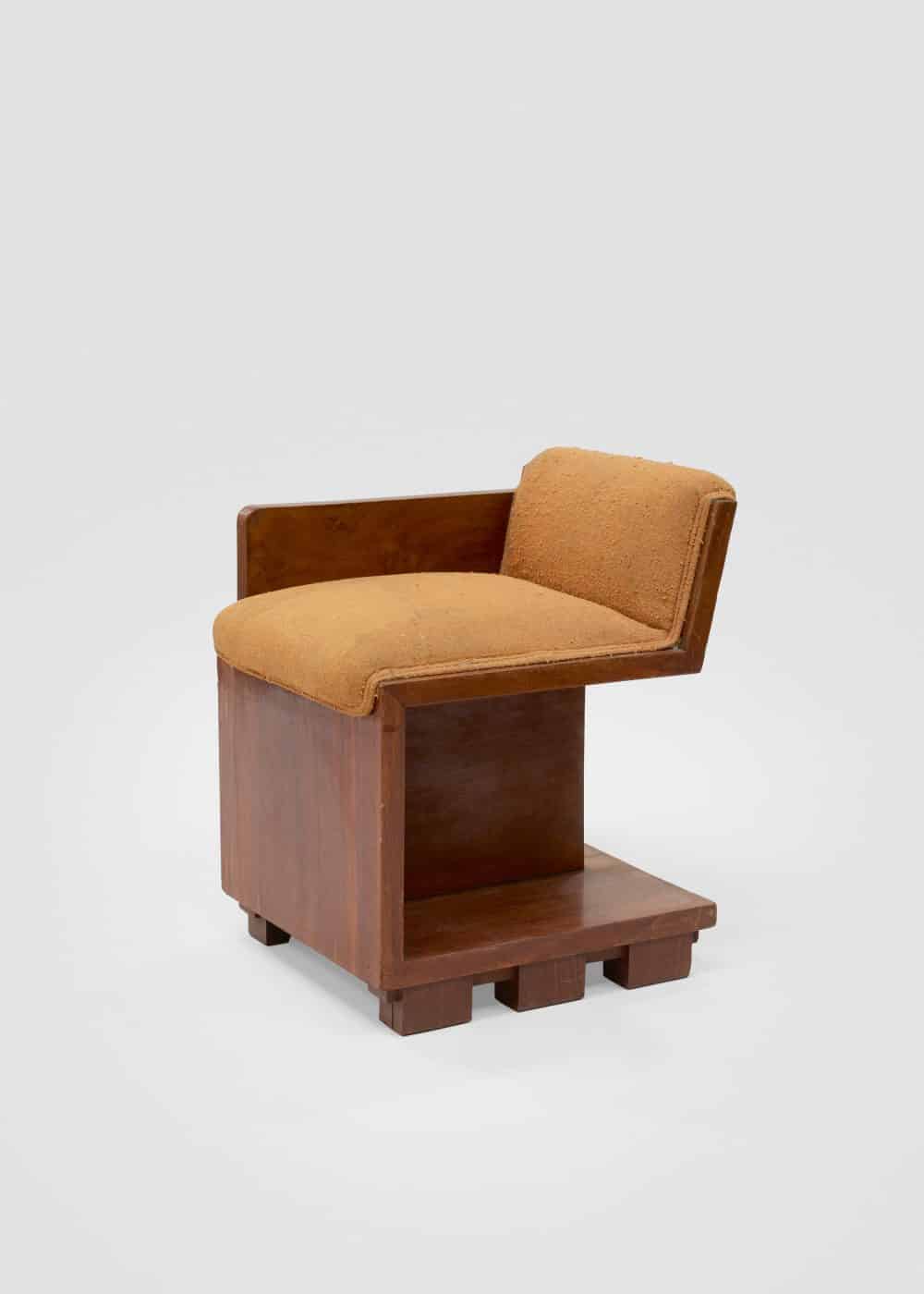 Single-arm stool from the 1930s