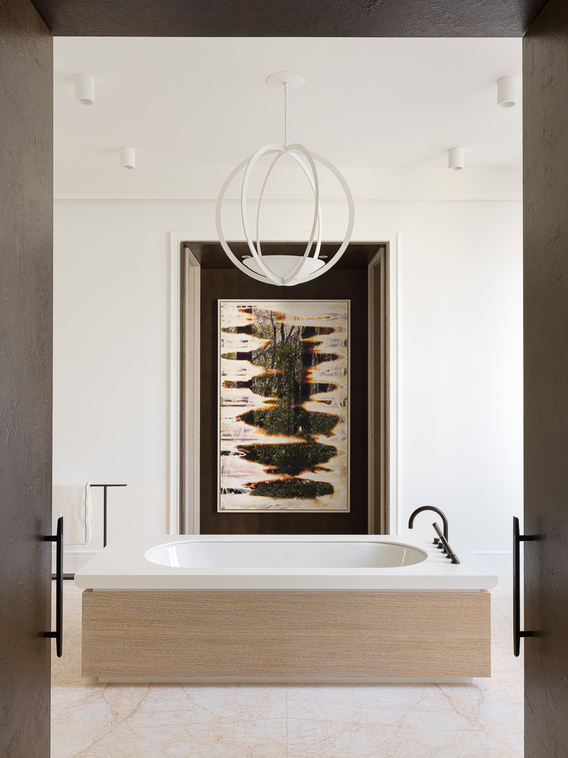 Bathroom designed by Damien Langlois-Meurinne