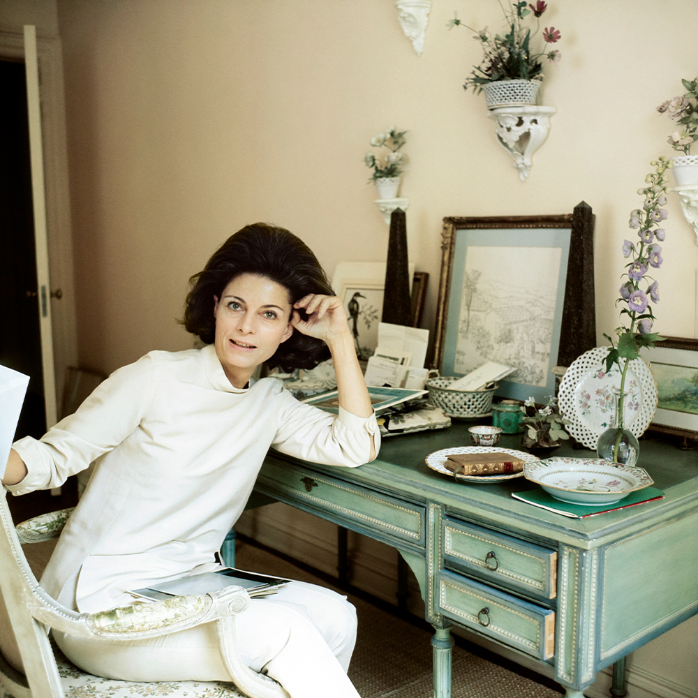 Deeda Blair 1972 portrait by Horst P. Horst at her Washington, D.C., home, decorated by Billy Baldwin