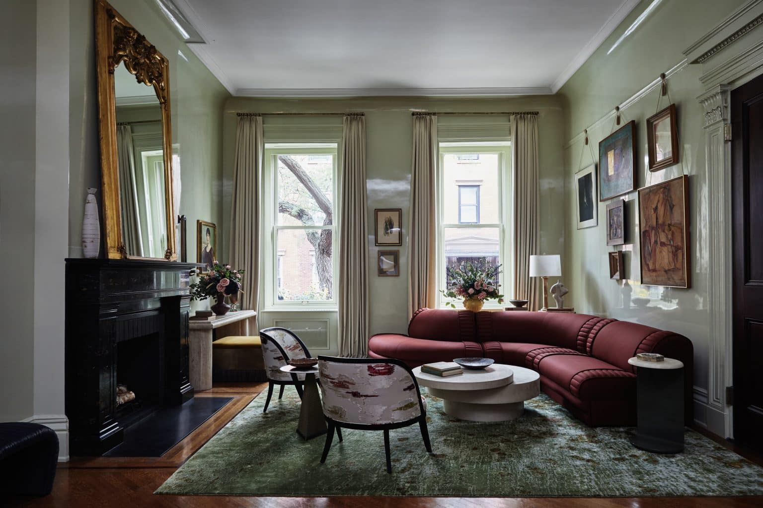 Step Inside This Brooklyn Heights Townhouse and Bring Its Stylish Look ...