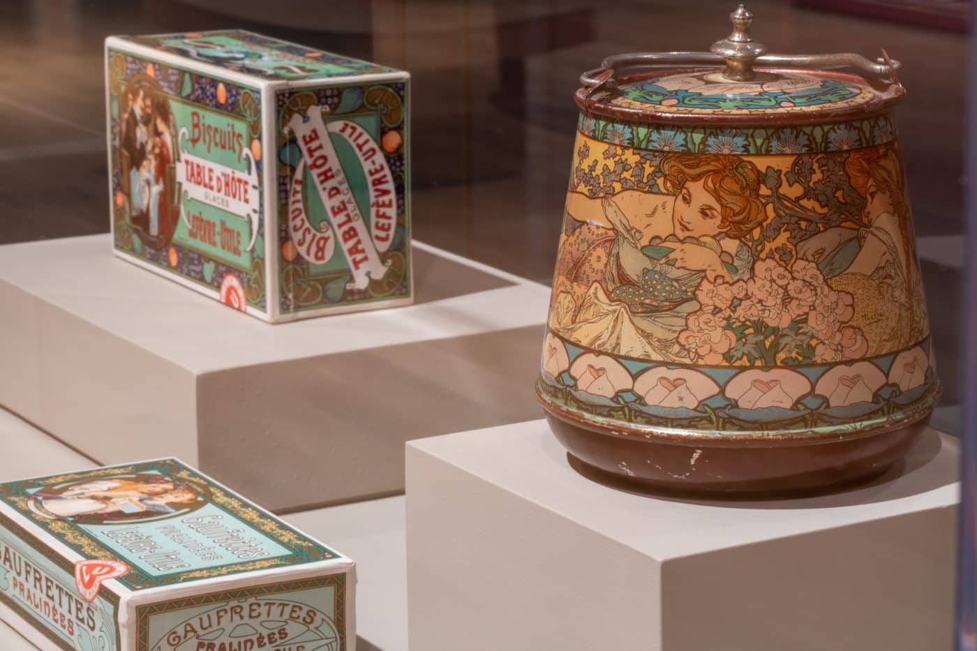 Biscuit packaging by Alphonse Mucha