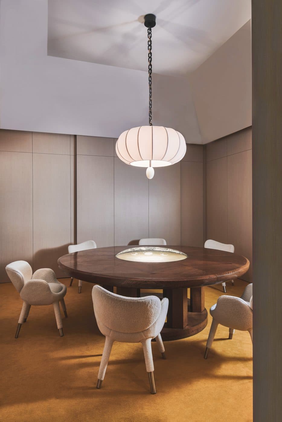 A private consultation room at the Achille Salvagni Atelier on Madison Avenue in New York