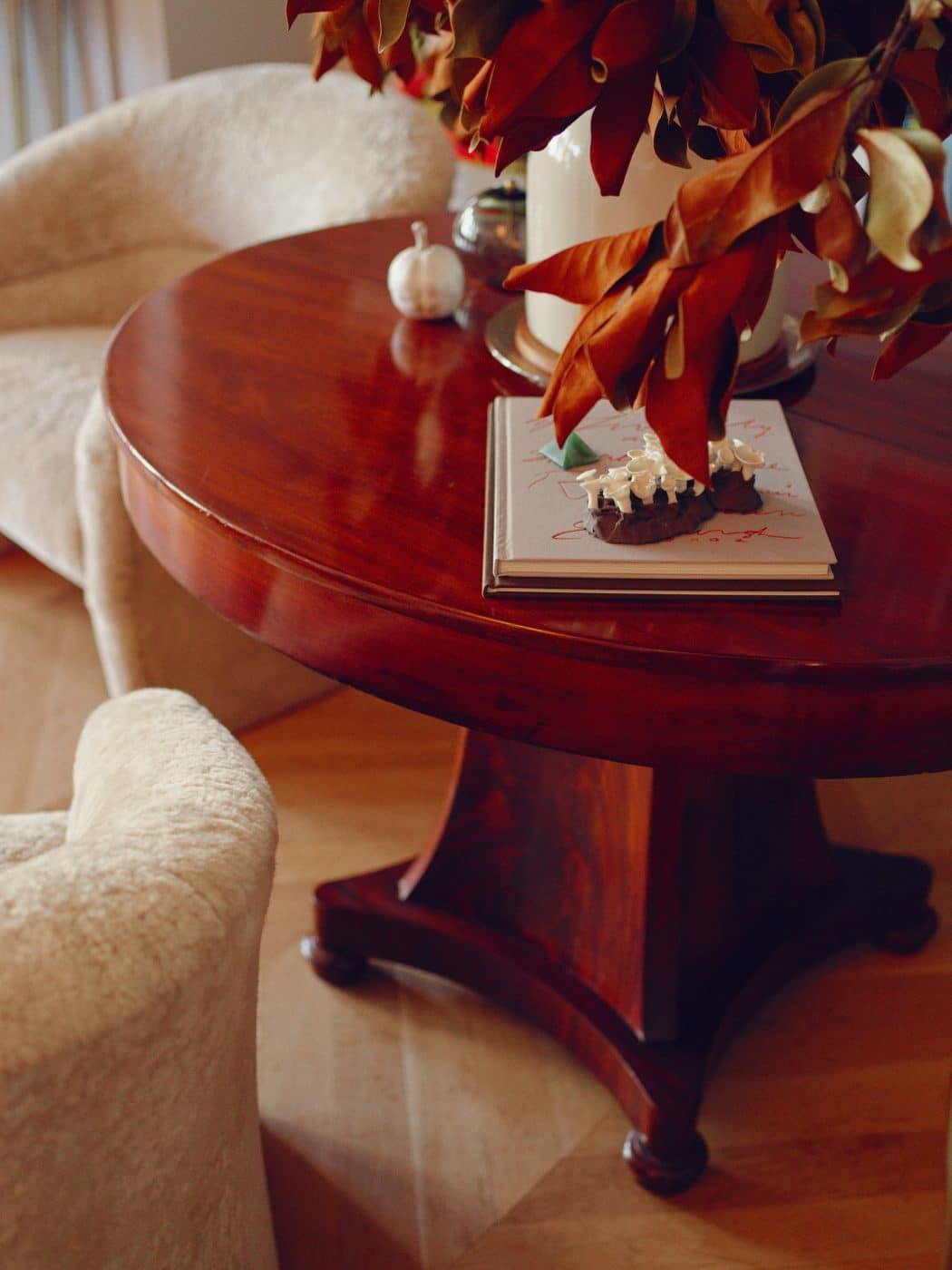 The mahogany dining table in Jenna Lyons' Soho loft