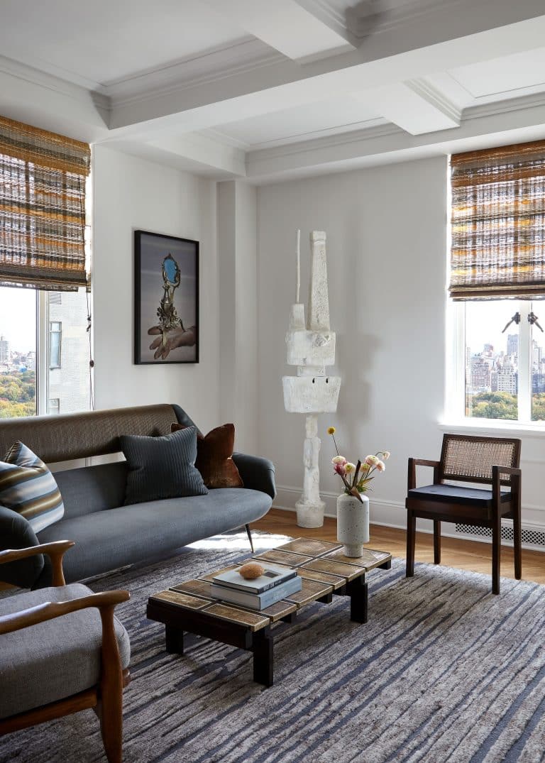 In a Historic Manhattan Apartment Building, Katch Crafted Interiors as ...