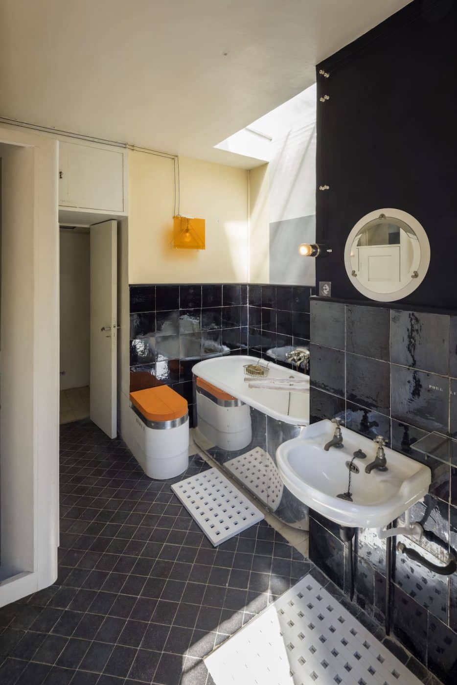 The bathroom of E-1027, designed by Eileen Gray
