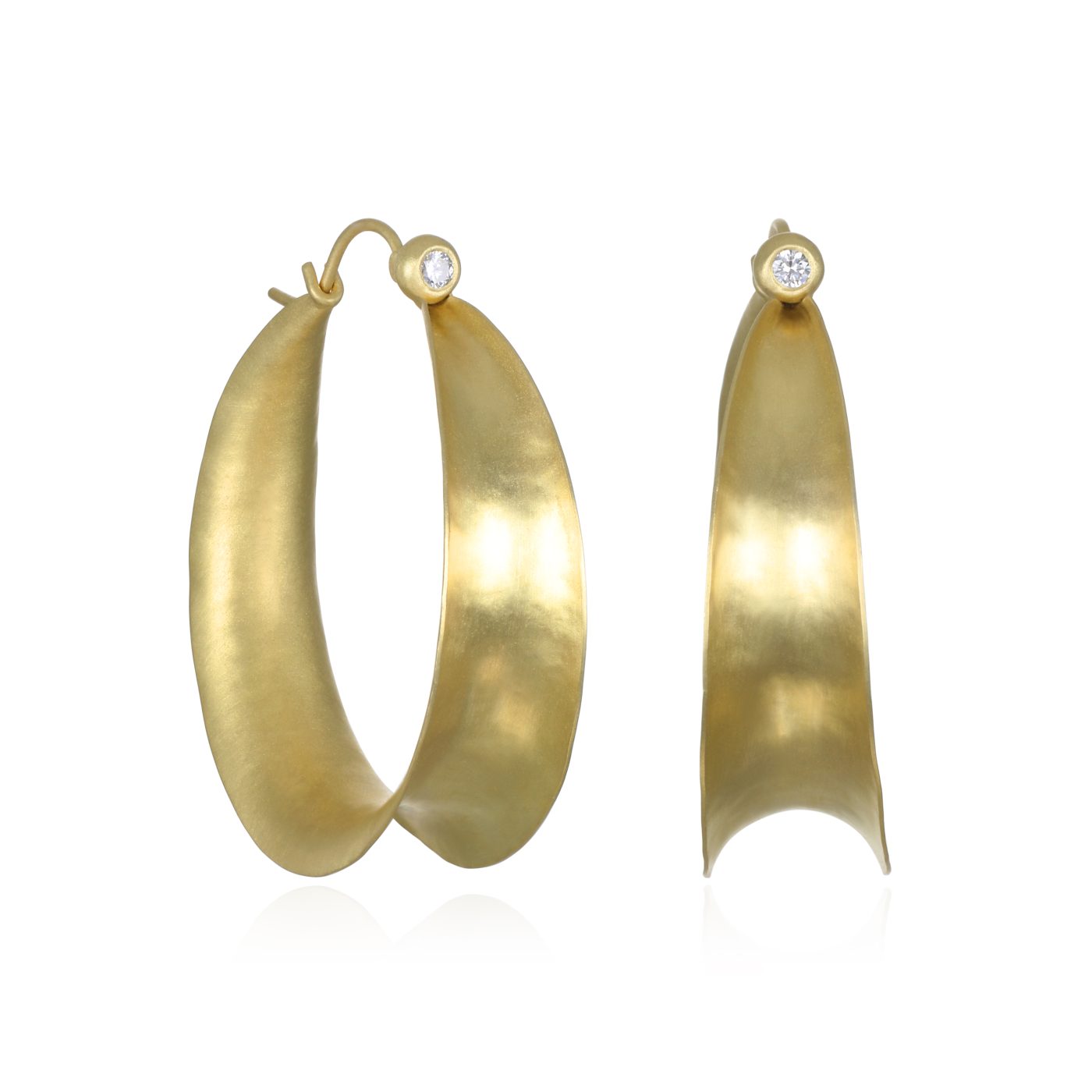 Faye Kim's 18-karat gold and diamond Anticlastic hoop earrings