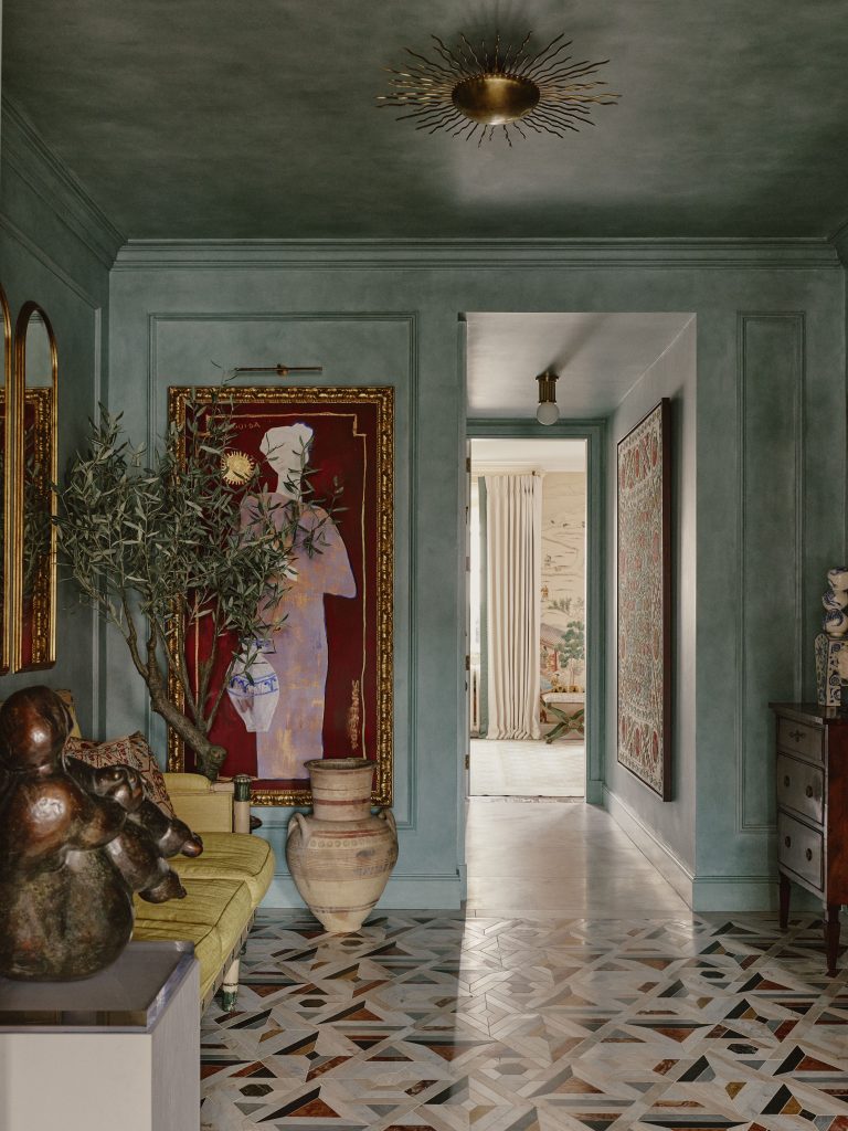 Designer Sophie Ashby's Art-Driven Interiors Are Rich in Color and ...