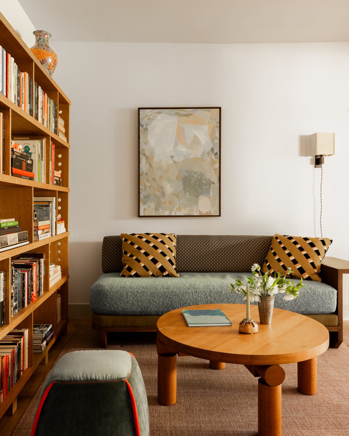 Library of house in Los Angeles neighborhood of Silver Lake designed by Sobrepeña King's firm Studio Roene