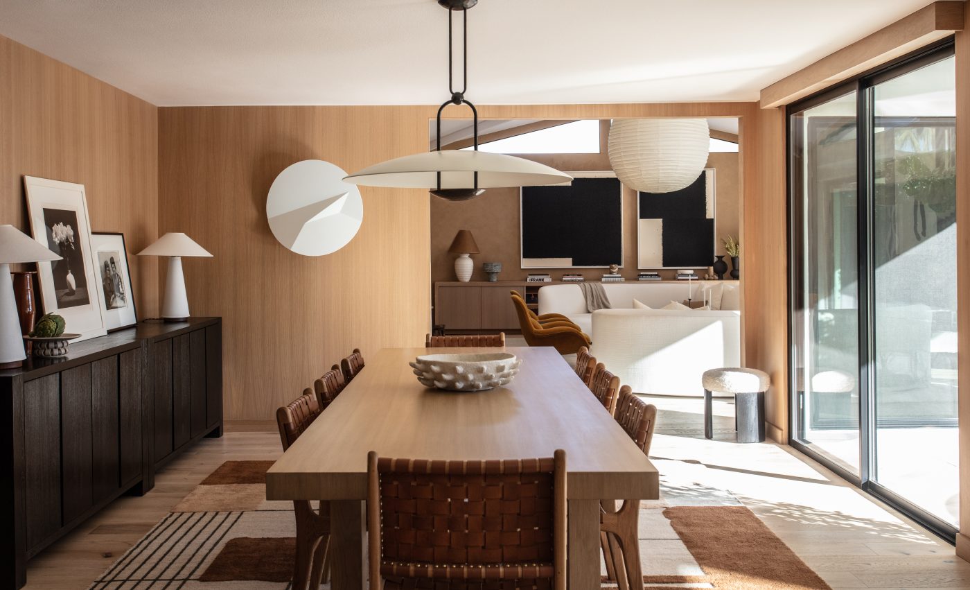 dining room of Palm Springs modernist house with interior design by Nina Freudenberg