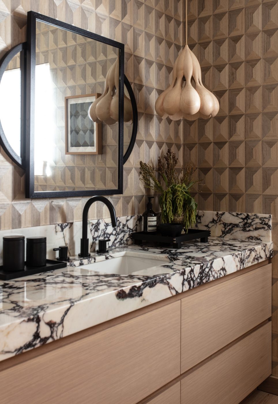 powder room of Palm Springs modernist house with interior design by Nina Freudenberg