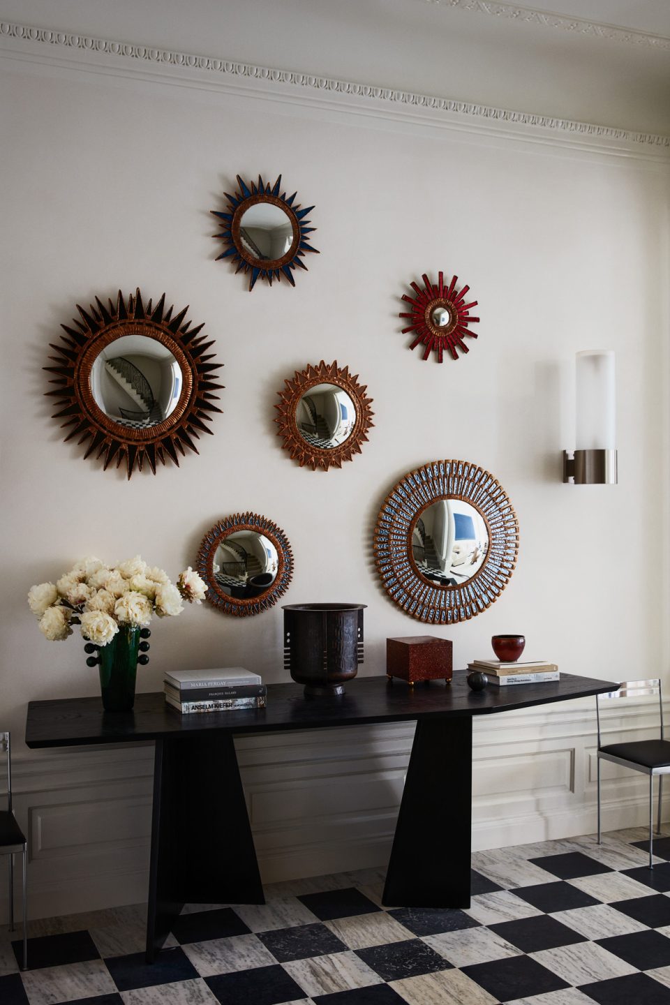 Alyssa Kapito Harmonizes the Old and the New in a Carnegie Hill Home