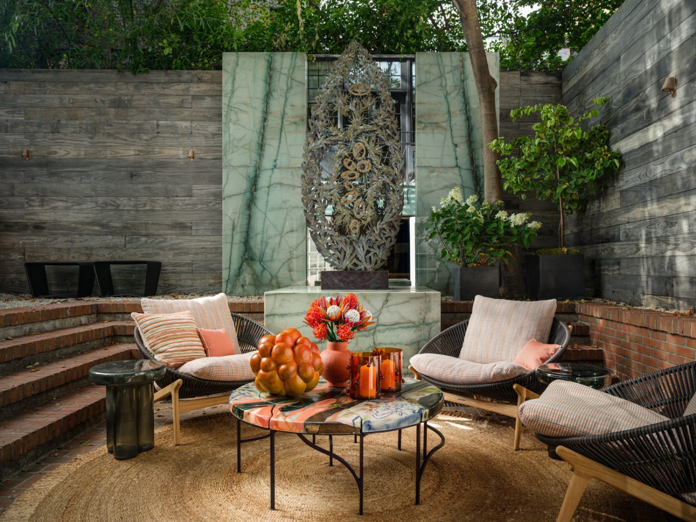 Jamie Drake art-filled garden in the Kips Bay Decorator Show House New York 2025 sitting area