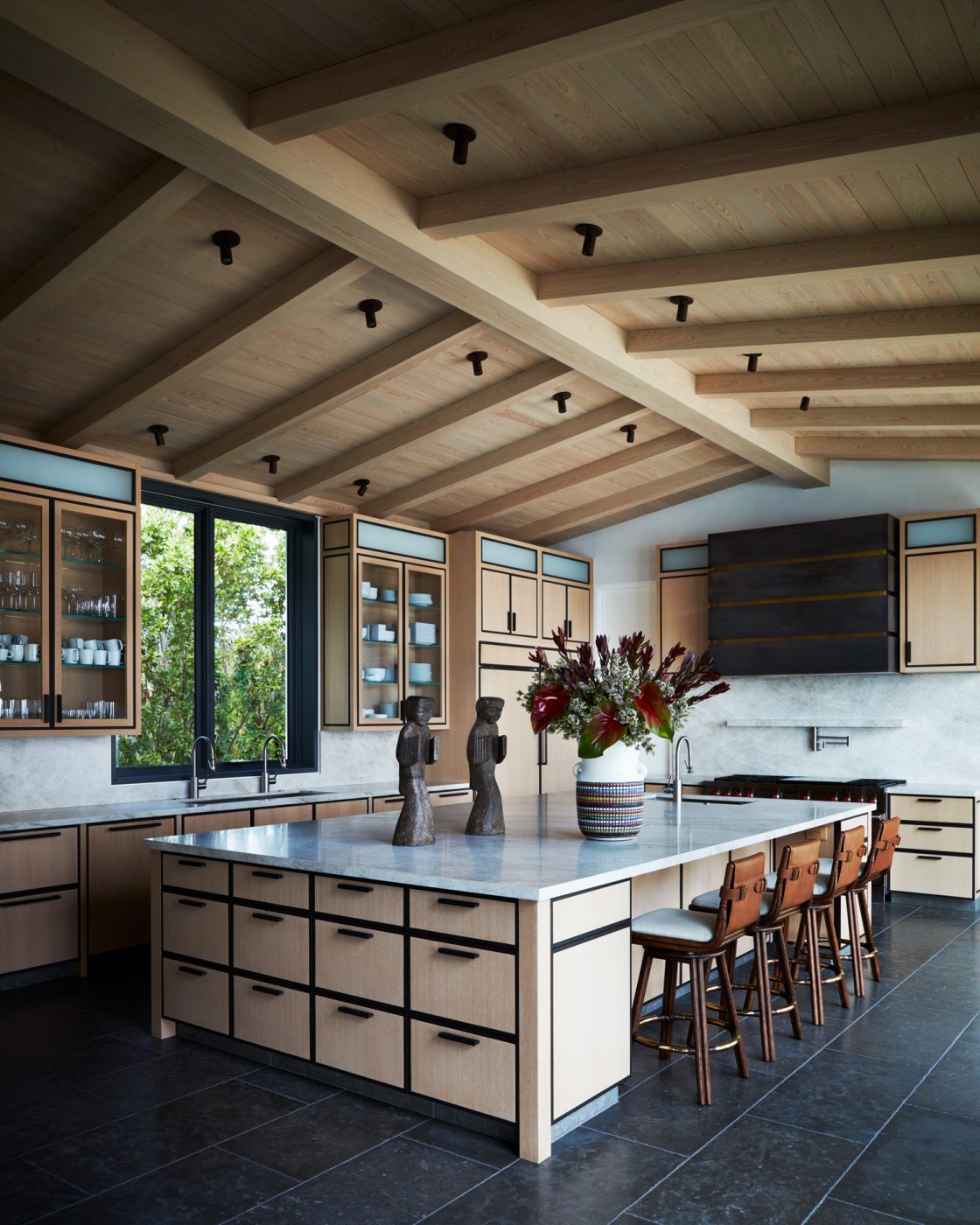 Large kitchen of West Palm Beach house with architecture by Daniel Kahan of Smith and Moore Architectures and interiors by Caroline Rafferty