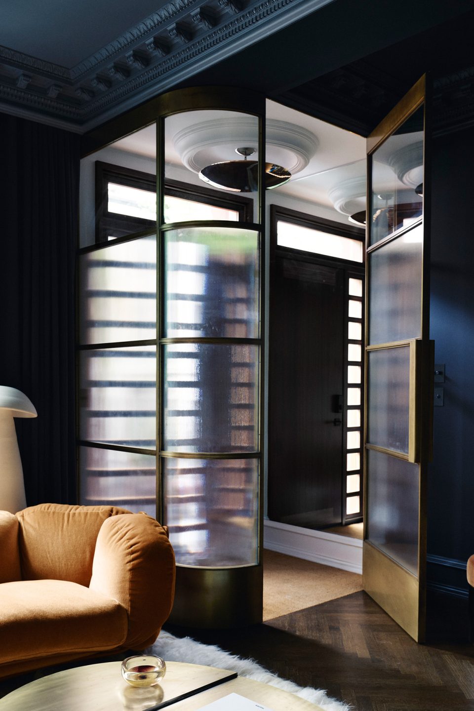 In Harlem, Crystal Sinclair Brings a Painterly Palette and Plenty of Personality to a Blank Canvas